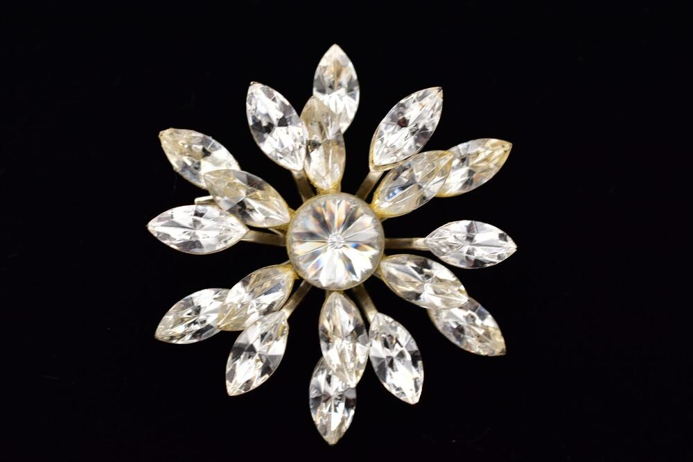 Vintage Clear Rhinestone Starburst Brooch Pin Crystal Floral Marquise 60s BinBP